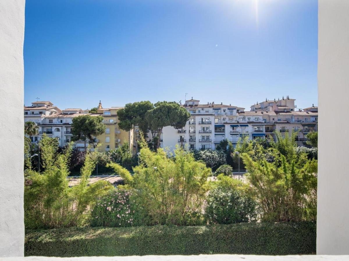 Apartamento De 2 Dormitorios En Playas Del Duque Марбелья Экстерьер фото