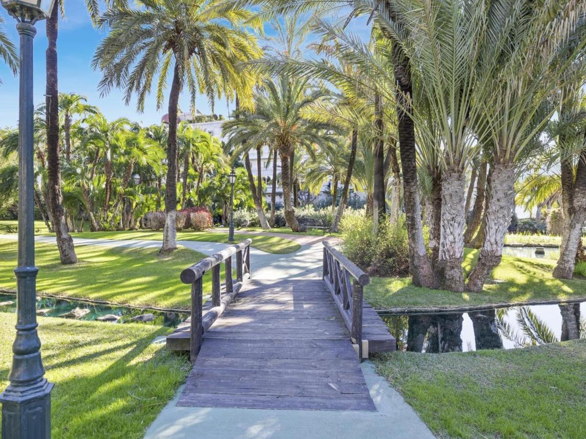 Apartamento De 2 Dormitorios En Playas Del Duque Марбелья Экстерьер фото